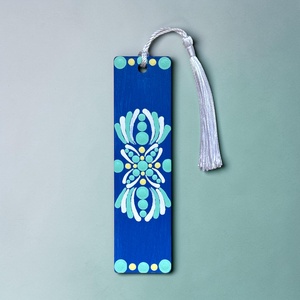 Fa könyvjelző sárga, menta és fehér pontmandala díszítéssel, selymes bojttal, 3,2x12x0,15 cm - Meska.hu