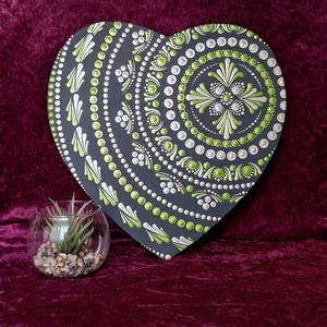 Smaragdzöld Szeretetenergia � Kézzel festett Szívcsakra Mandala (28 cm) - Meska.hu