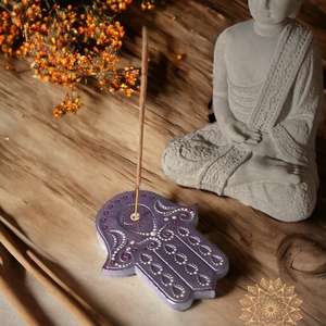Hamsa kéz füstölő tartó / függeszthető amulett (lila-ezüstmetál, aranylila, fényesfehér) - Meska.hu