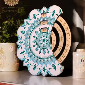 Mandala öröknaptár, függeszthető (28 cm átmérőjű) - otthon & életmód - dekoráció - fali és függő dekoráció - falinaptár & öröknaptár - Meska.hu