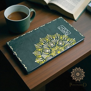 Mandala határidőnapló 2026, kisméretű, heti beosztású (zöld) - Meska.hu