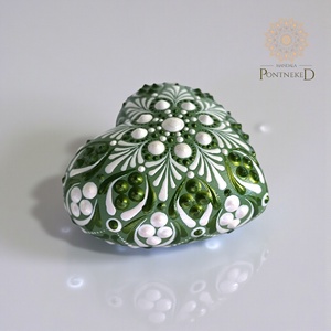 Zöld mandalakő és mandalaszív szett (szívcsakra) - esküvő - dekoráció - asztaldísz - Meska.hu