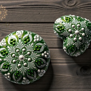 Zöld mandalakő és mandalaszív szett (szívcsakra) - esküvő - dekoráció - asztaldísz - Meska.hu