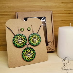 Pontozott ékszerszett - zöld és sárga színekkel - ékszer - ékszerszett - Meska.hu