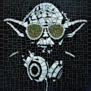 REKREDENC - DJ Yoda - foszforeszkáló mozaik kép - Meska.hu