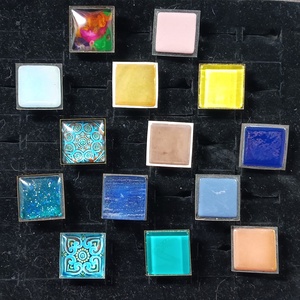 Üvegmozaik gyűrűk több színben (2,5x2,5 cm)   - Meska.hu