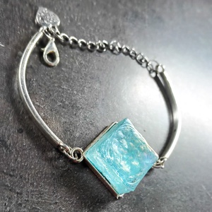 Karkötő irizáló üvegmozaikkal. INGYEN POSTA - ékszer - karkötő - karperec - Meska.hu