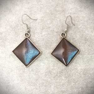 Üvegmozaik rombusz alakú fülbevaló   (2x2cm) - INGYEN POSTA - ékszer - fülbevaló - lógó fülbevaló - Meska.hu