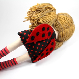 Lány Baba Rongybaba Játékbaba  Textiljáték Lotti - Katica Baba, Játék & Sport, Baba & babaház, Baba, Újrahasznosított alapanyagból készült termékek, Varrás, MESKA