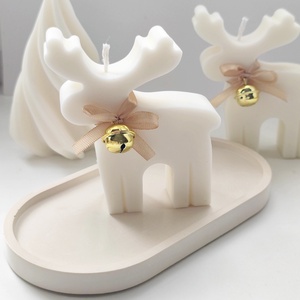 Rénszarvas szójaviasz gyertya - karácsony - karácsonyi lakásdekoráció - karácsonyi illatgyertya, mécses - Meska.hu