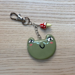 Pufók a béka táskadísz  - Meska.hu