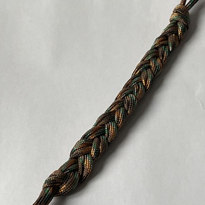 Fonott paracord karkötő - ékszer - karkötő - fonott karkötő - Meska.hu