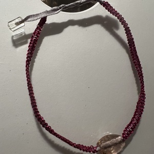 Vékony makramézott karkötő, Ékszer, Karkötő, Fonott karkötő, Csomózás, MESKA