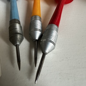 régi darts dobónyilak - játék & sport - sport és kikapcsolódás - más játékok, sportok - Meska.hu