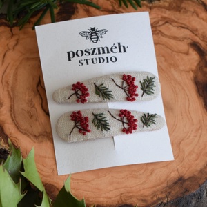 Kézzel hímzett lenvászon hajcsat szett  2 db karácsonyi kollekció - Meska.hu