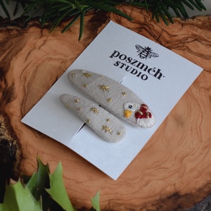 Hímzett lenvászon hajcsat szett  liba és aranycsillagok - ruha & divat - hajdísz & hajcsat - hajcsat & hajtű - Meska.hu