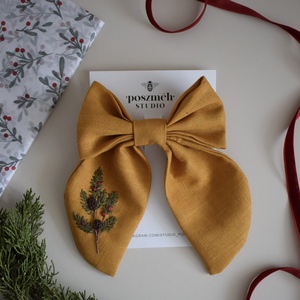 Kézzel hímzett karácsonyi masni lenvászonból - Meska.hu