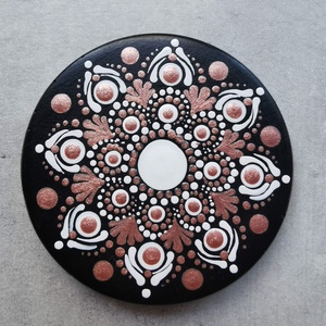 Gipszre festett mandala kő - Rose gold-fehér - Meska.hu