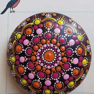 Gipszre festett nagy mandala kő - Rózsaszín-narancssárga-sárga - otthon & életmód - dekoráció - spiritualitás - mandala - Meska.hu