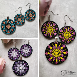 Többféle fa medál + fülbevaló szett - Türkiz/Lila/Sárga választható variációkban, Ékszer, Ékszerszett, Festett tárgyak, Ékszerkészítés, MESKA