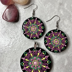 Többféle fa medál + fülbevaló szett - Zöld-narancssárga/ Rózsaszín-kék/ Mályva választható variációkban - ékszer - ékszerszett - Meska.hu