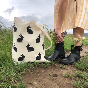 Nyuszi nyomdás vászontáska, Táska & Tok, Bevásárlás & Shopper táska, Shopper, textiltáska, szatyor, Festett tárgyak, MESKA