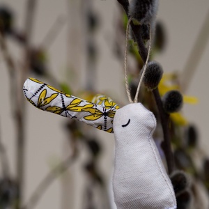 sárga szitakötős fülű nyuszi, Otthon & Életmód, Dekoráció, Fali és függő dekoráció, Függődísz, Varrás, MESKA