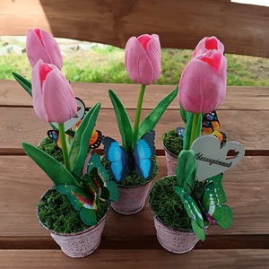 Apró kezekbe tulipános ajándék - otthon & életmód - dekoráció - asztal és polc dekoráció - asztaldísz - Meska.hu Apró kezekbe tulipános ajándék - otthon & életmód - dekoráció - asztal és polc dekoráció - asztaldísz - Meska.hu
