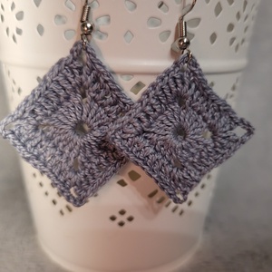 Kis négyszög fülbevaló - ékszer - fülbevaló - lógó fülbevaló - Meska.hu