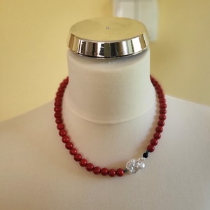 Korall es gyöngy  - ékszer - nyaklánc - gyöngyös nyaklánc - Meska.hu Korall es gyöngy  - ékszer - nyaklánc - gyöngyös nyaklánc - Meska.hu