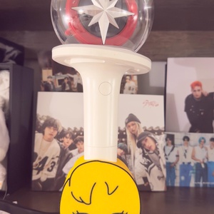 Stray Kids SKZOO BbokAri lightstick Stand , Otthon & Életmód, Dekoráció, Asztal és polc dekoráció, Dekorációs tál, tartó, Mindenmás, MESKA