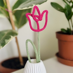 Tricotin tulipán, Otthon & Életmód, Virágdekoráció, Virágdíszek, Asztali virágdísz, Horgolás, MESKA