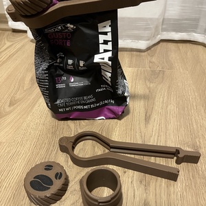 Kávés tasakzár és adagoló sett - stílusos frissesség minden napra! - otthon & életmód - konyhafelszerelés, tálalás - konyhai tárolás - tea & kávé tárolás - Meska.hu