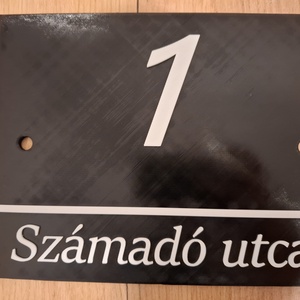 Házszámtábla egyedi igények szerint, Otthon & Életmód, Ház & Kert, Házszám, , MESKA