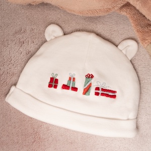 Karácsonyi mintás babasapka / PRUCKA - karácsony - karácsonyi ruházat - karácsonyi ruha kiegészítők - Meska.hu