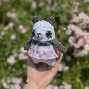 Lola, a panda, Játék & Sport, Plüssállat & Játékfigura, Más figura, Horgolás, MESKA