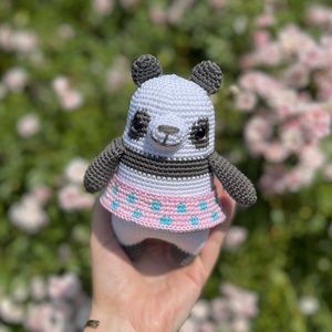 Lola, a panda - játék & sport - plüssállat & játékfigura - más figura - Meska.hu