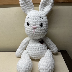 Horgolt nyuszi, Játék & Sport, Plüssállat & Játékfigura, Nyuszi, Horgolás, MESKA