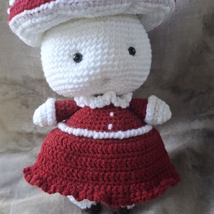  Gomba lány amigurumi technikával, Játék & Sport, Plüssállat & Játékfigura, Plüss mesefigurák, Horgolás, Varrás, MESKA