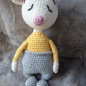 Süni almával, amigurumi technikával - játék & sport - plüssállat & játékfigura - plüss mesefigurák - Meska.hu