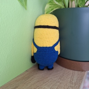 Horgolt minion - játék & sport - plüssállat & játékfigura - más figura - Meska.hu