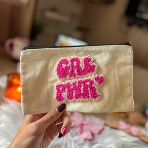 Hímzett tolltartó, Girl power, Otthon & Életmód, Dekoráció, Dísztárgy, Hímzés, MESKA