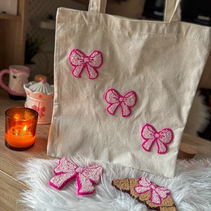 Hímzett vászontáska, rózsaszín masnik - táska & tok - bevásárlás & shopper táska - shopper, textiltáska, szatyor - Meska.hu