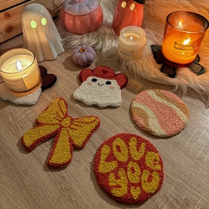 Hímzett poháralátét, 4 db-os szett (kör alakú, �love you, szellem, masni) - otthon & életmód - dekoráció - dísztárgy - Meska.hu