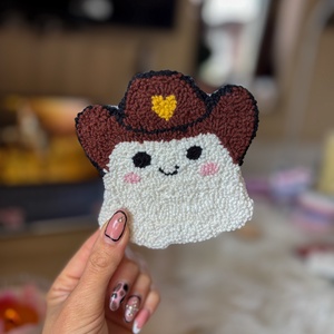 Hímzett poháralátét, barna kalapos cowboy szellem - Meska.hu