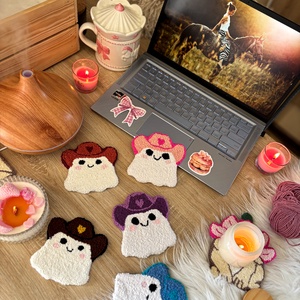 Hímzett poháralátét, barna kalapos cowboy szellem - otthon & életmód - dekoráció - asztal és polc dekoráció - asztaldísz - Meska.hu