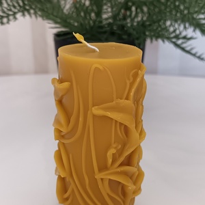 Liliom ihlette méhviasz gyertya � természetes díszgyertya - otthon & életmód - gyertya, illat, aroma - gyertya - Meska.hu