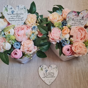 Esküvői szülőköszöntő szív alakú virágbox párban többféle felirattal, Esküvő, Emlék & Ajándék, Köszönőajándék, Mindenmás, MESKA