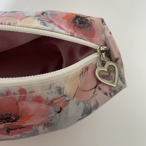 Tavaszi virágos  neszeszer  - táska & tok - neszesszer - Meska.hu