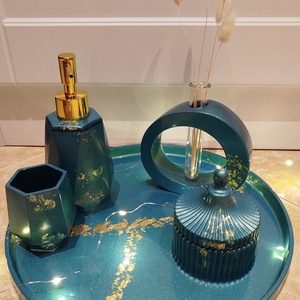 Fürdőszobai szett epoxy gyantából  - Meska.hu